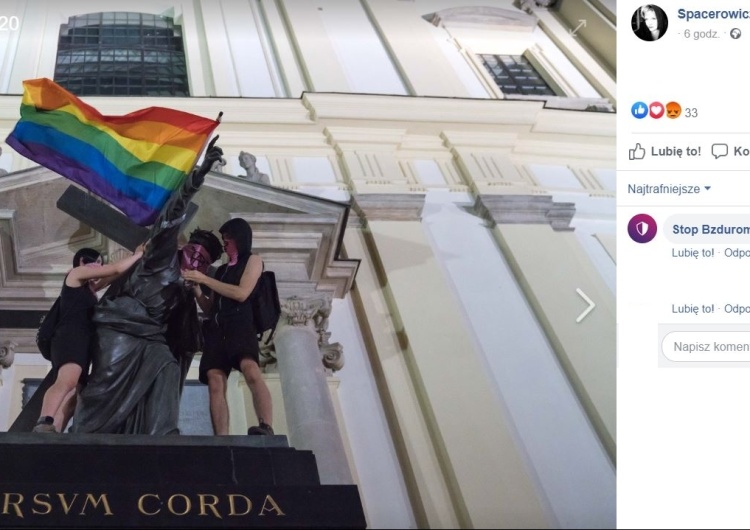 Figura przy kościele św. Krzyża zniszczona podczas wojny, dziś sprofanowana przez działaczy LGBT