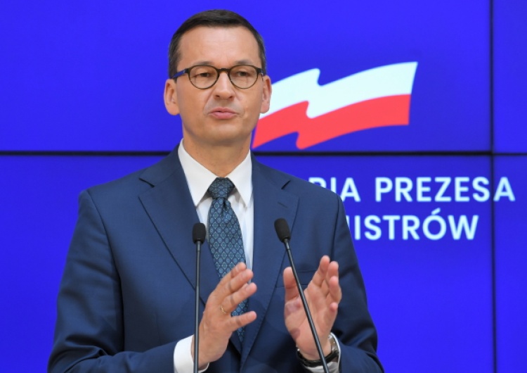 "Dużo huku, małe bum". Internauci o decyzji premiera ws. Konwencji Stambulskiej