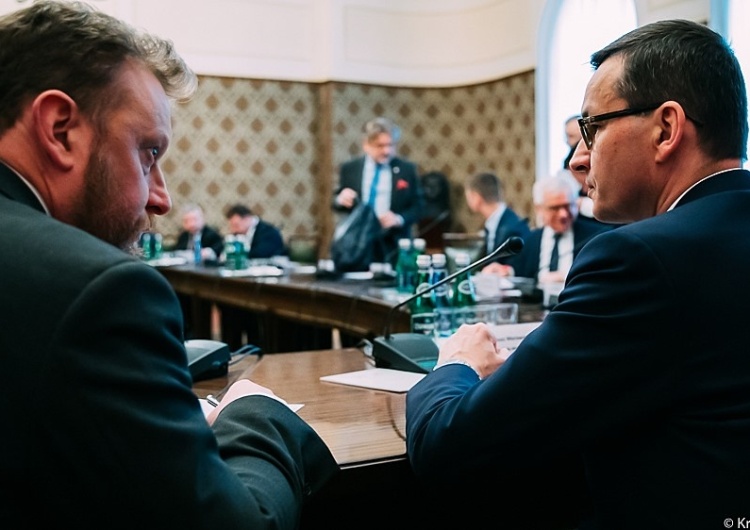 Dużo wyższe kary za nieprzestrzeganie obostrzeń? Rzecznik resortu zdrowia zapowiada