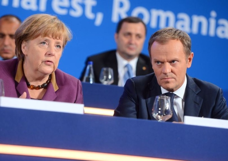 Oho. Tusk skomentował wzrost zakażeń w Polsce: "Im bardziej bezradna i skorumpowana władza..."