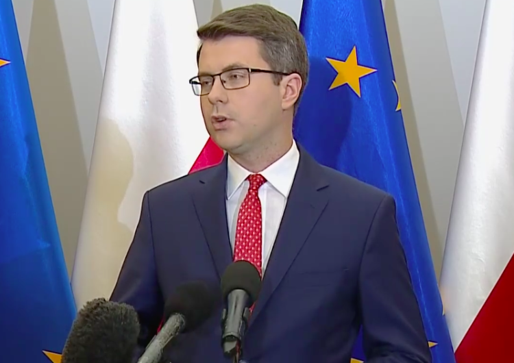 Kwarantanna dla osób powracających z zagranicy? Rzecznik rządu odpowiada