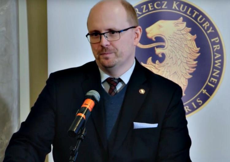  Mec. Kwaśniewski [Ordo Iuris]: Nie ma zakazu aresztowania mężczyzn z kobiecymi pseudonimami
