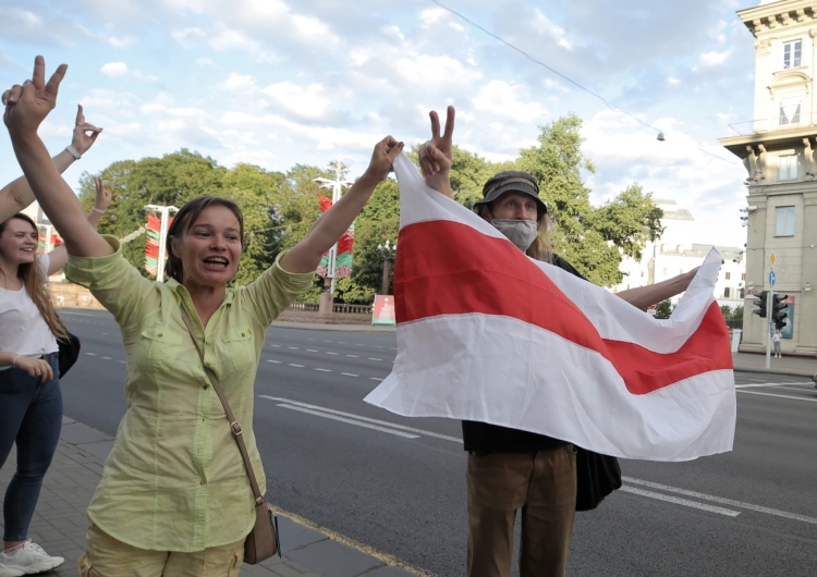 Anna Ivanova Białoruś: Sztab Cichanouskiej poinformował o zatrzymaniu siedmiu pracowników