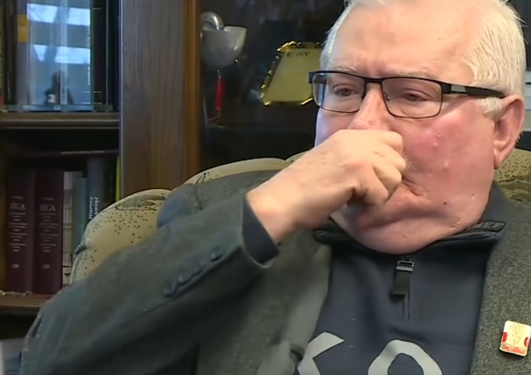 "Panie Boże wybacz mi" napisał... Wałęsa