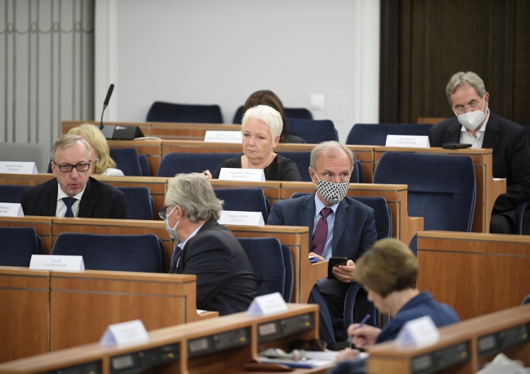 Senat jednogłośnie przyjął rezolucję ws. sytuacji na Białorusi