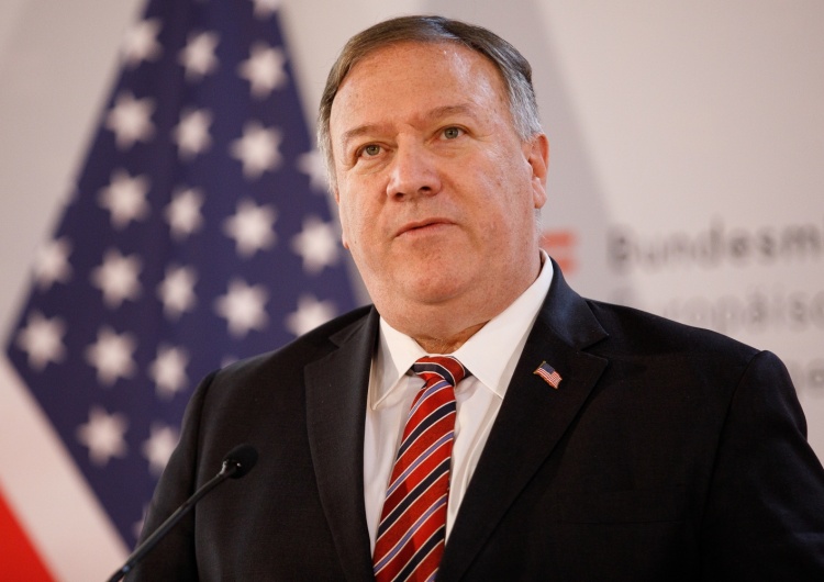 Mike Pompeo przybył do Polski. Weźmie udział w obchodach, zostanie podpisana umowa o współpracy wojskowej