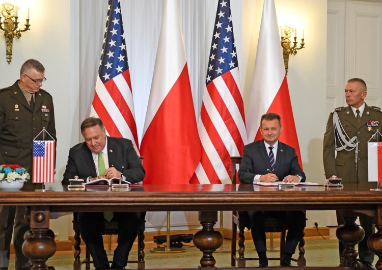 Sekretarz stanu USA oraz szef MON podpisali umowę o wzmocnionej współpracy obronnej