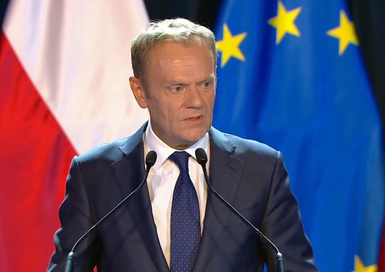 "Zarobił miliony w Brukseli, a my mamy biedować" Wojna KO z Donaldem Tuskiem