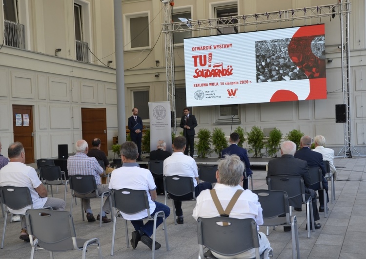  "Tu rodziła się Solidarność". Uroczyste otwarcie wystawy w Stalowej Woli