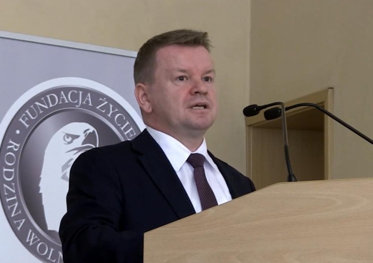Łódzki kurator zdymisjonowany po słowach nt. LGBT. Aktywista LGBT: Następna Barbara Nowak