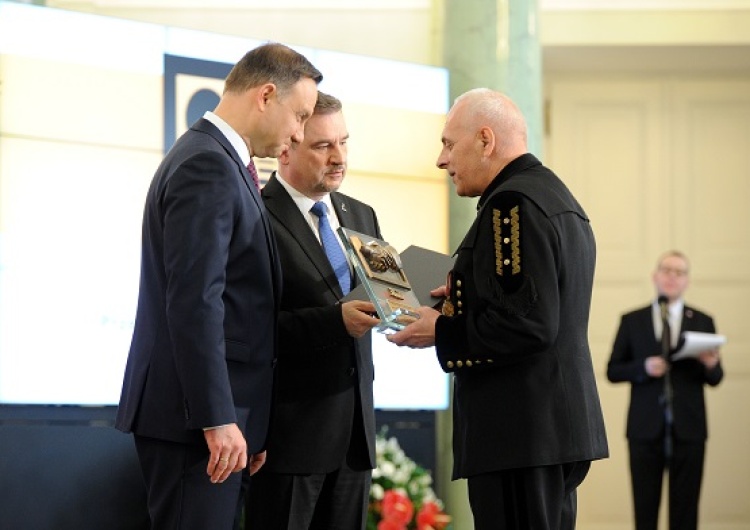 Marcin Żeglińsk Andrzej Michalik: Maszyna pozbawiona obsługi jest zaledwie zbiorem kawałków metalu