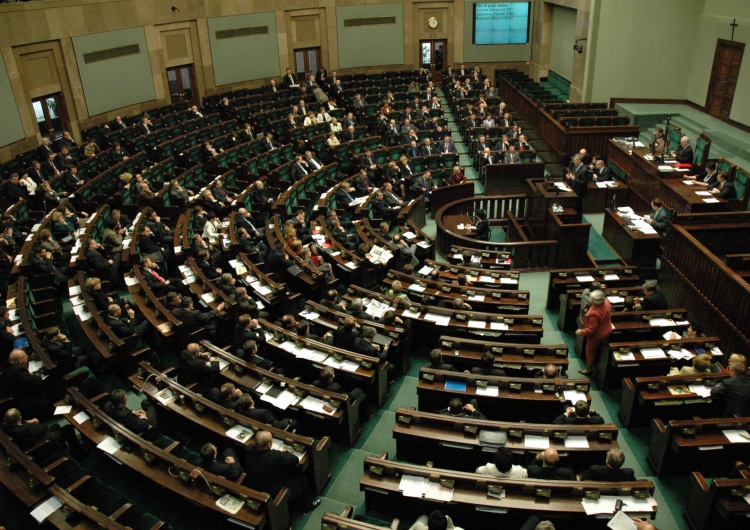 PO złożyła wniosek o konstruktywne wotum nieufności dla rządu