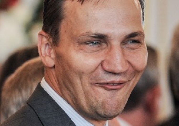 T. Gutry Sikorski obraża Martę Kaczyńską: "Przytuliła 3 mln zł za śmierć rodziców w wypadku, a nie w zamachu"