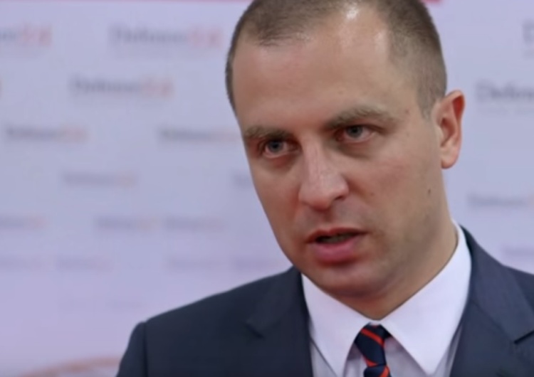 Wiceminister MON tłumaczy: Już za Siemoniaka wskazywano na nieadekwatność naszego wkładu do Eurokokorpusu