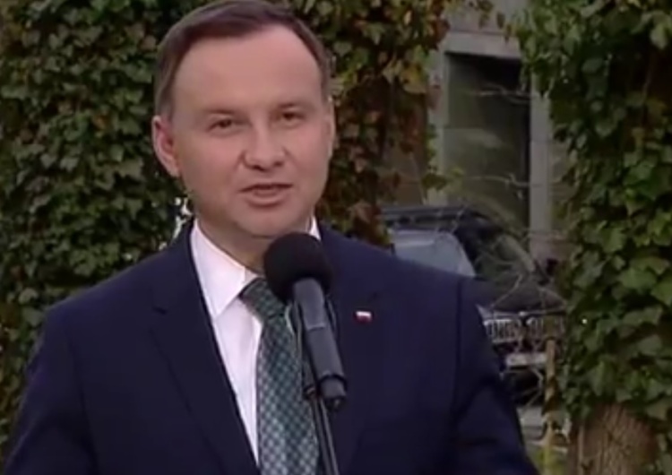  [video] Prezydent Andrzej Duda po spotkaniu z ministrem Macierewiczem: Jestem zadowolony