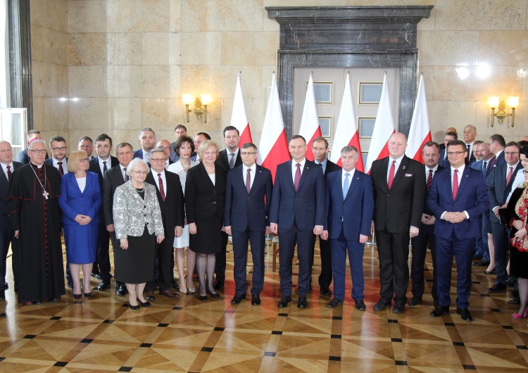  Ćwierć miliarda korzyści. Prezydent Andrzej Duda podpisał ustawę metropolitalną dla Śląska