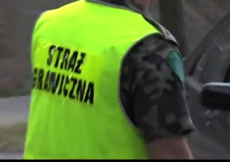 zrzut ekranu Biała Podlaska: Uchodźcy zaatakowali funkcjonariuszy Straży Granicznej