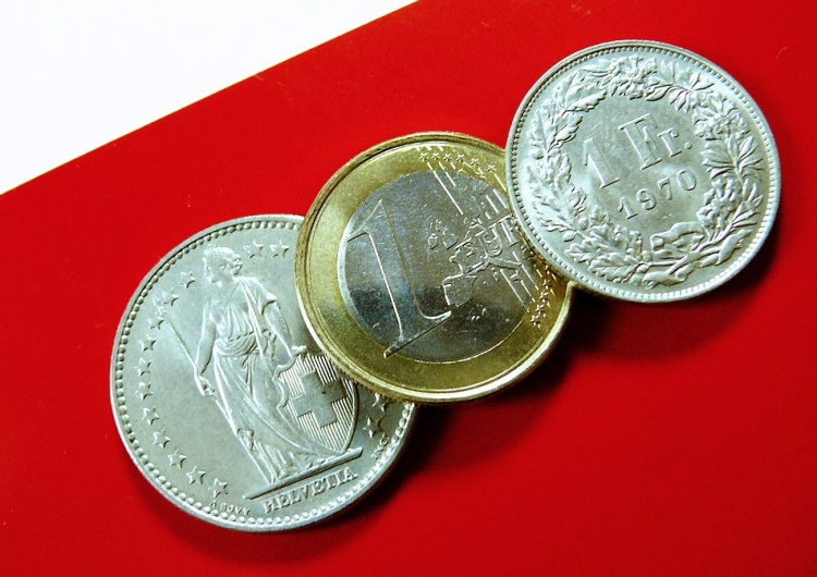 Jakie są koszty społeczne tzw. kredytów frankowych? Czy na to pytanie odpowie komisja sejmowa?