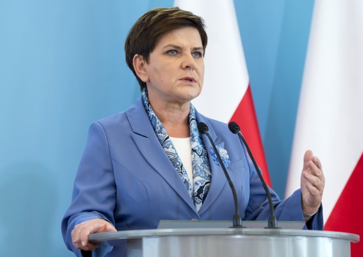 P. Tracz Premier Szydło: Zaskarżymy decyzję Komisji Europejskiej, która wybiórczo chroni lobby handlowe