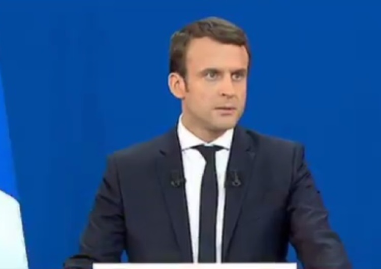zrzut ekranu Paweł Janowski: Caracale Macron