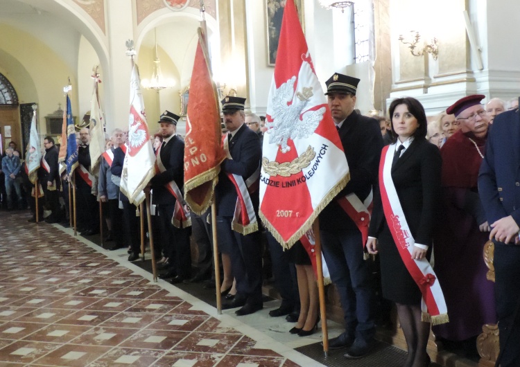 Małgorzata Pomykała Robotnicy. Pracodawcy. Solidarność. Razem do św. Józefa