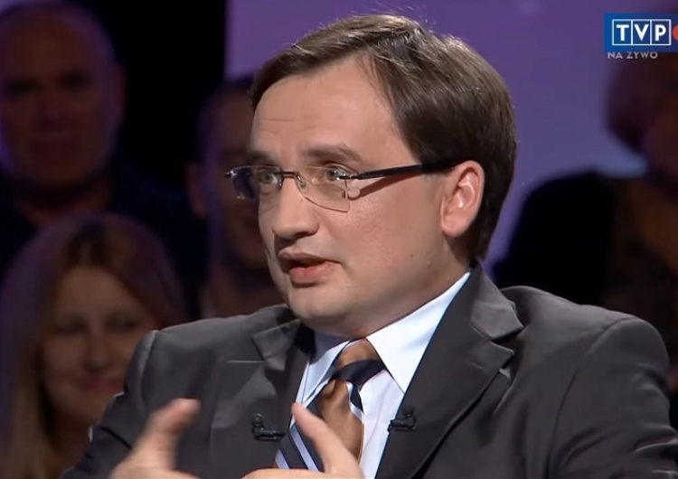 Ziobro: straty związane z mafią reprywatyzacyjną to kilka miliardów zł