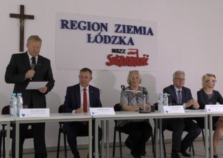  Konferencja: Godny wybór. Przywrócenie wieku emerytalnego