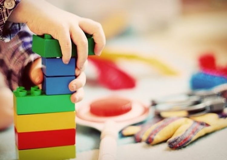  Bezpieczne zabawki - UOKiK radzi jak wybrać bezpieczną zabawkę dla dziecka