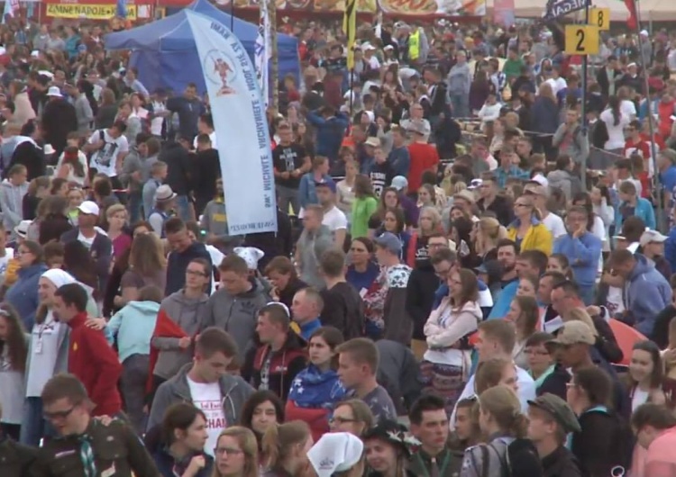 Lednica 2017 pod hasłem "Idź i kochaj", według organizatorów 80 tys. uczestników