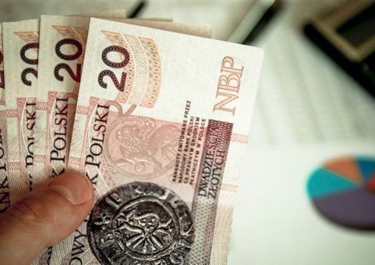 W przyszłym roku płaca minimalna wyniesie 2080 złotych?