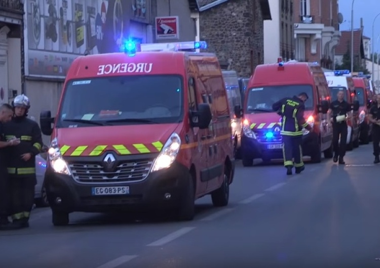  Francja: 12 osób rannych, atak koktajlem Mołotowa na paryską restaurację [video]