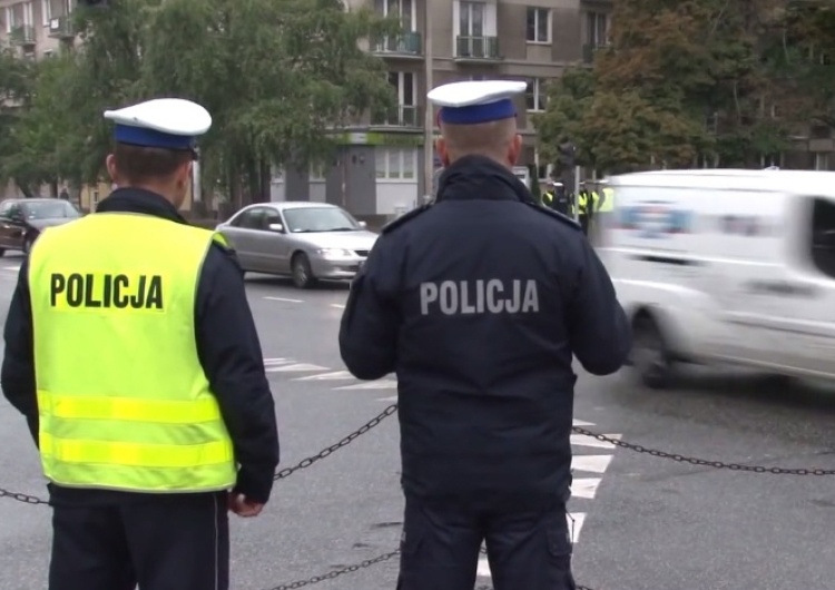 Tragiczny weekend na drogach. 439 wypadki, 32 osoby zginęły, setki rannych