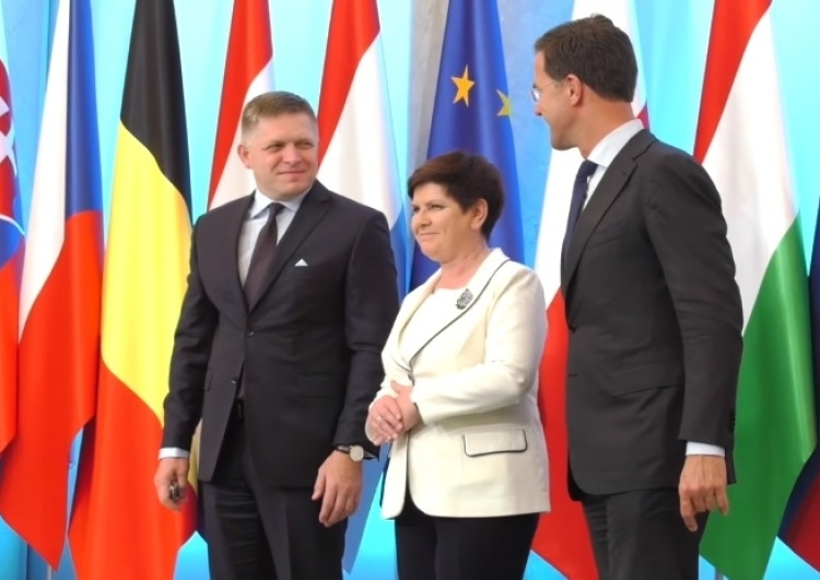  Premier Słowacji Robert Fico w Warszawie: gratuluję premier Beacie Szydło sukcesu polskiej prezydencji