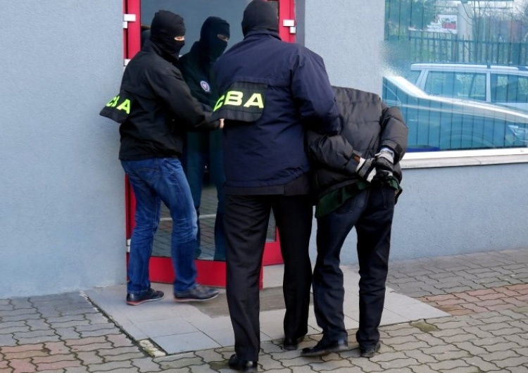 CBA zatrzymało 10 osób, w tym dwóch działaczy PO w związku z tzw. "Aferą Policką".