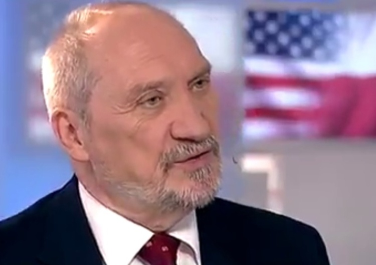  [video] Antoni Macierewicz: Polska jest główną zaporą wobec możliwości migracji ze wschodu