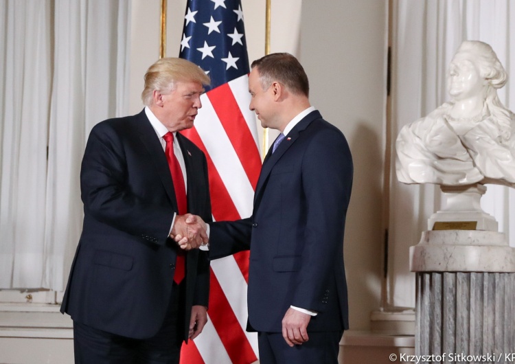 Krzysztof Sitkowski Opozycja: Trump wcisnął Polsce najdroższy gaz w historii. A jak przedstawiają się fakty?