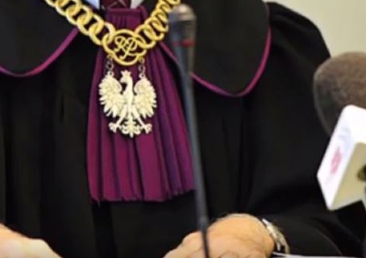 Sędzia ukradł 50 złotych na stacji. Został usunięty ze stanu sędziowskiego