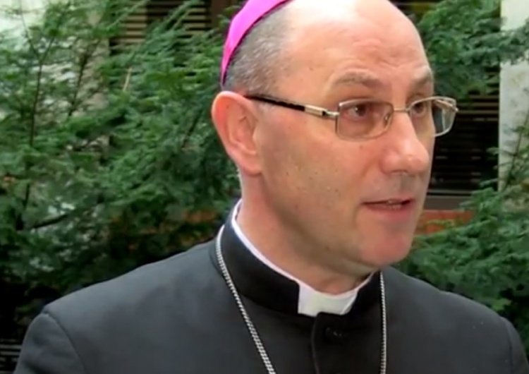 Prymas Polski z tygodniową wizytą w Taize. Nie jako hierarcha lecz zwykły pielgrzym wśród tysięcy innych
