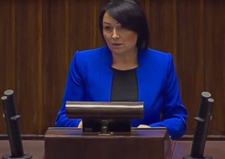 zrzut ekranu Posłanka PO do PiS: Nie macie przyzwoitości, odwagi, nie macie po prostu jaj