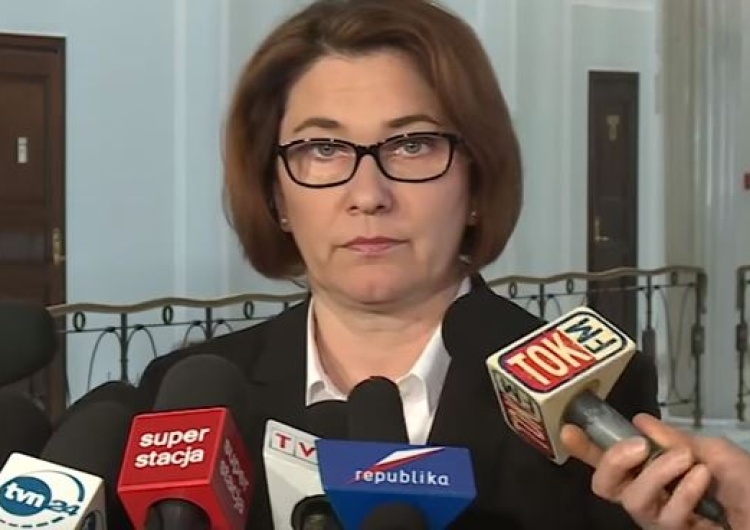  Beata Mazurek [PiS]: propozycja prezydenta nie była uzgodniona z PiS