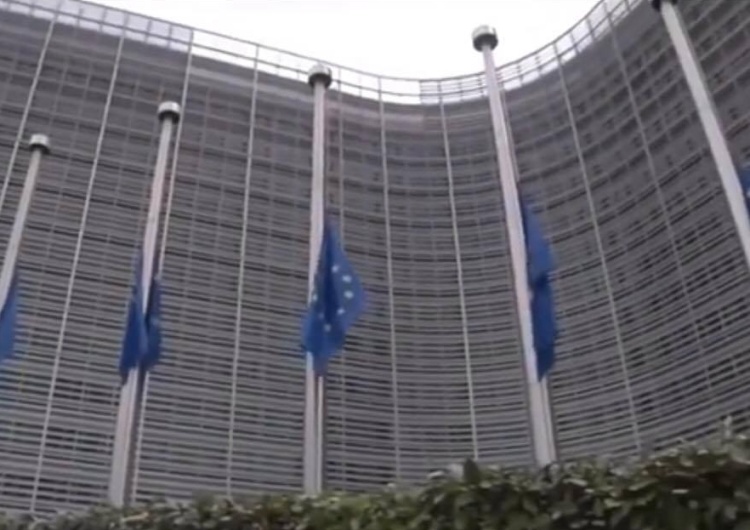 Komisja Europejska wszczęła postępowanie wobec Polski. Powodem ma być naruszenie unijnego prawa