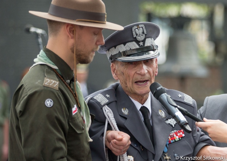 Krzyszof Sitkowski/KPRP Gen. Ścibor-Rylski z wzruszającym przesłaniem: „Żegnam was. Na pewno to moje ostatnie spotkanie z wami"