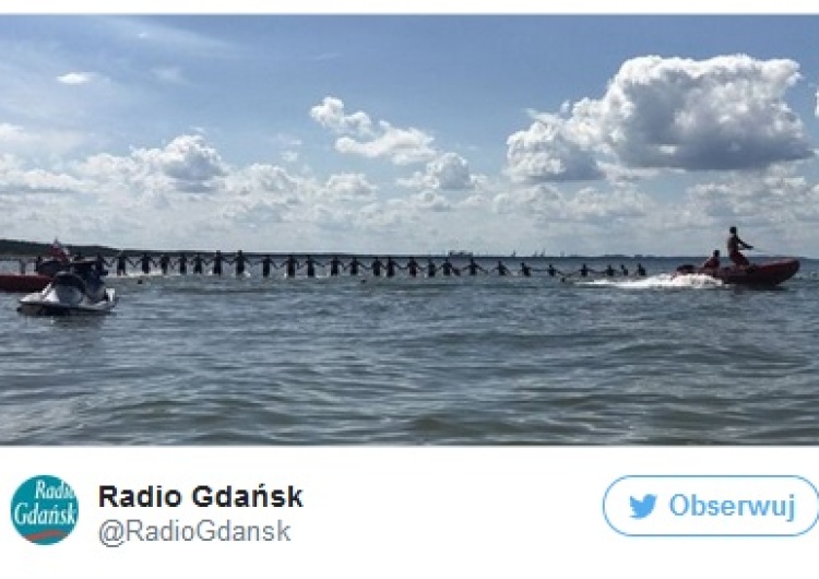 zrzut ekranu Niezwykła akcja plażowiczów w Międzyzdrojach! Wszystko, by ratować 6-letniego chłopca