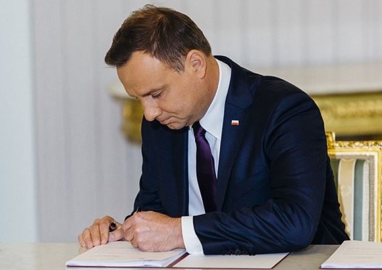 KPRP Prezydent Andrzej Duda podpisał ustawę o Prawie wodnym. Czy będzie podwyżka cen wody?