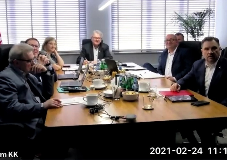 Hybrydowe posiedzenie Komisji Krajowej o budżecie Związku