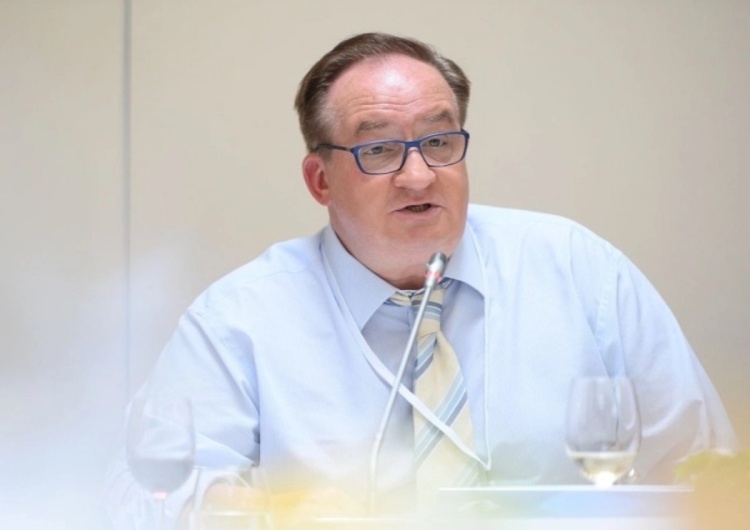 Jacek Saryusz-Wolski Nie tylko lasy. UE chce decydować o edukacji i ochronie granic [WIDEO]