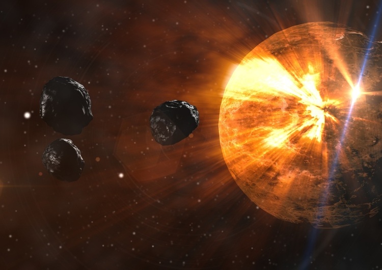 zdjęcie poglądowe Troje Polaków, w tym jezuita, upamiętnieni w nazwach asteroid