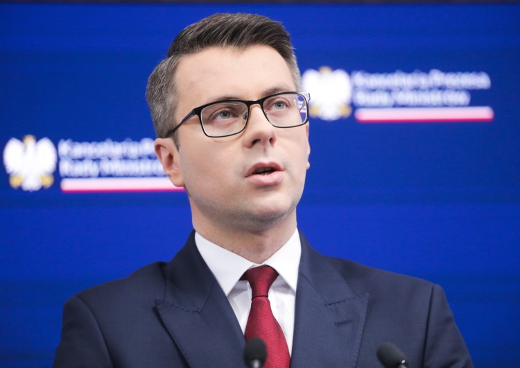 Piotr Muller Rzecznik rządu: PiS będzie tworzyło gwarancje wypłaty 13. i 14. emerytury