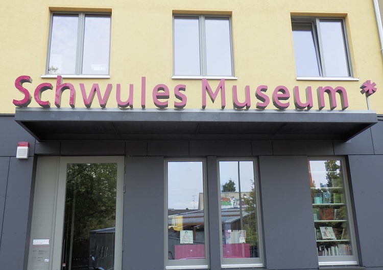 Homofobia w Niemczech? Ostrzelano Muzeum Gejowskie w Berlinie