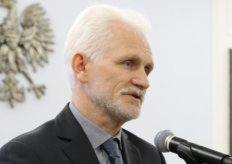 Aleś Bialacki Białoruś: Laureat Pokojowej Nagrody Nobla Białorusin Aleś Bialacki skazany